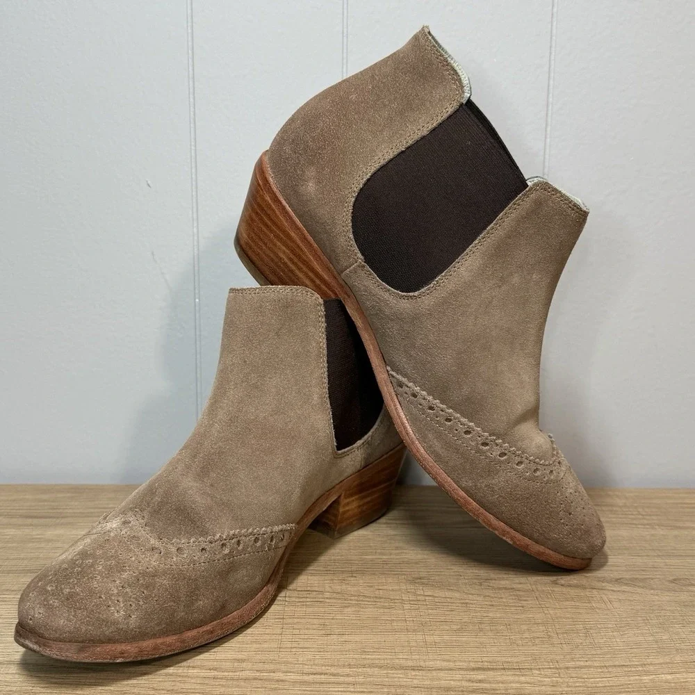 Boden Chelsea Boots Women US 9.5 Eu 41 Suede Leather Brogue Ankle Pull On CapToe